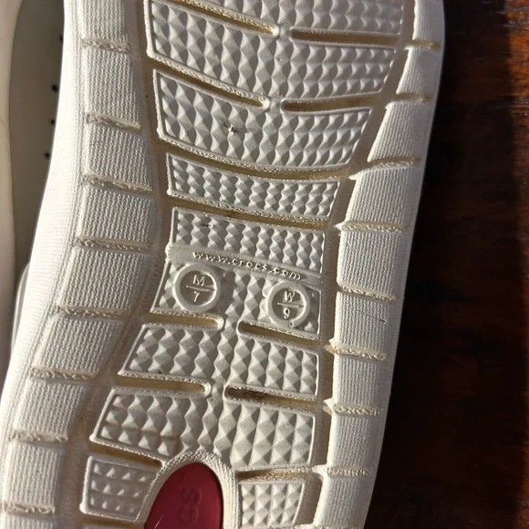 CROCS Beige and Coral Women's Shoes - Picture 4 of 8